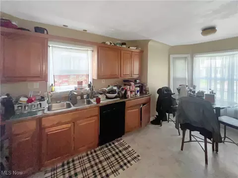 Kitchen - 1541 E 196 St, Euclid, OH 44117 photo 1 of 3