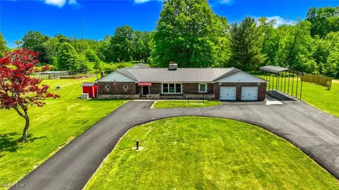 4597 Rock Cut Rd, Norton, OH 44203