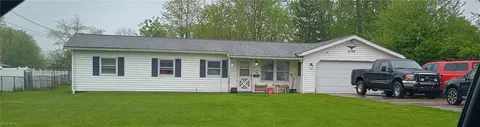2045 Byron Dr, Brunswick, OH 44212