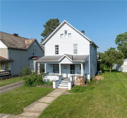517 3rd St NW, New Philadelphia, OH 44663