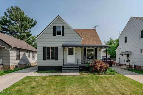 4507 Pershing Ave, Parma, OH 44134
