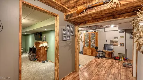 Entry Way - 8498 Euga Rd, Newcomerstown, OH 43832 photo 8 of 9