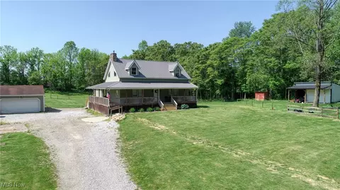 Exterior - 8498 Euga Rd, Newcomerstown, OH 43832 photo 7 of 8