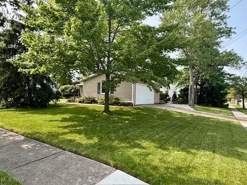 5434 Celeste View Dr, Stow, OH 44224 photo 4