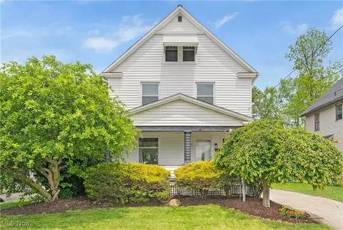 340 E Wilson Ave, Girard, OH 44420
