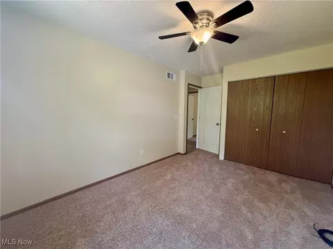 Bedroom - 5055 Fleming Ave, Lorain, OH 44055 photo 3 of 5