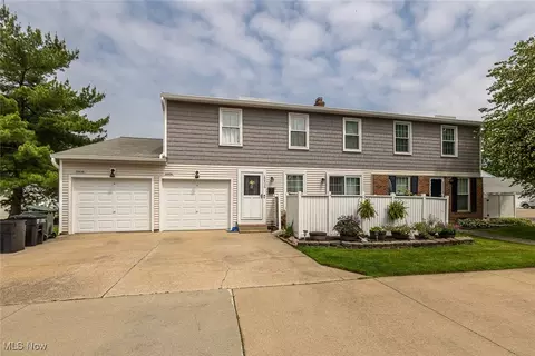 20436 Williamsburg Ct #303A, Middleburg Heights, OH 44130