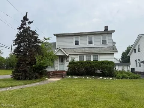 13603 Alvin Ave, Garfield Heights, OH 44105