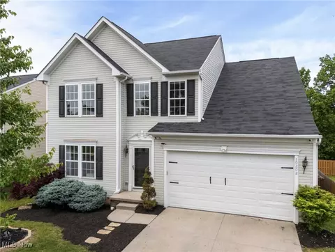 10202 Ridgeview Ct, Streetsboro, OH 44241