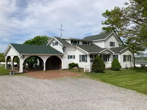 379 Kinsman Rd, Greenville, PA 16125