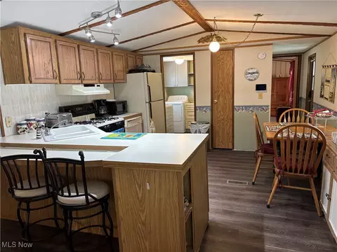 47 E Bass Cir, Marblehead, OH 43440 photo 4