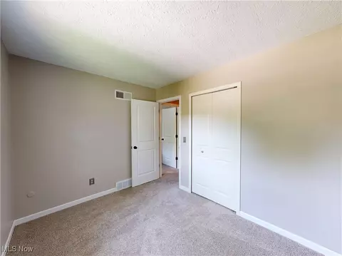 Bedroom - 8600 Forestview Ave, Mentor, OH 44060 photo 9 of 9