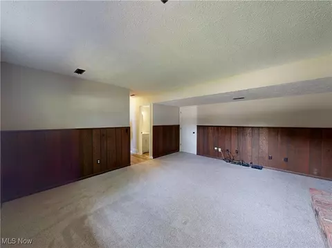 Living - 8600 Forestview Ave, Mentor, OH 44060 photo 7 of 7