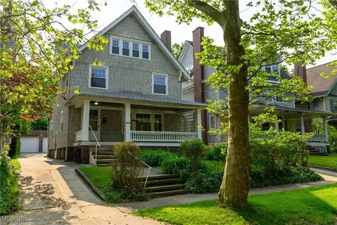 2189 Bellfield Ave, Cleveland Heights, OH 44106
