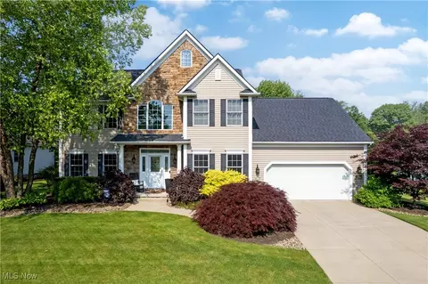 400 Meadow Ridge Trl, Doylestown, OH 44230