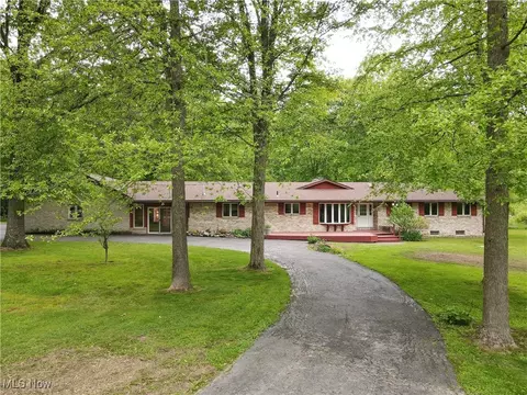 13975 Berlin Station Rd, Berlin Center, OH 44401