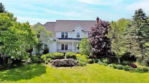 9905 Tudor Pl, Chardon, OH 44024