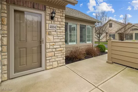 4004 Coventry Ln, Huron, OH 44839 photo 3