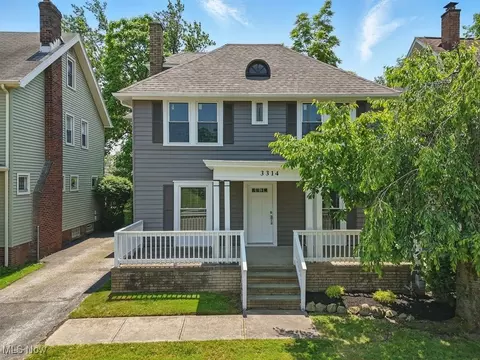 3314 Yorkshire Rd, Cleveland Heights, OH 44118