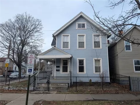 3228 Monroe Ave, Cleveland, OH 44113