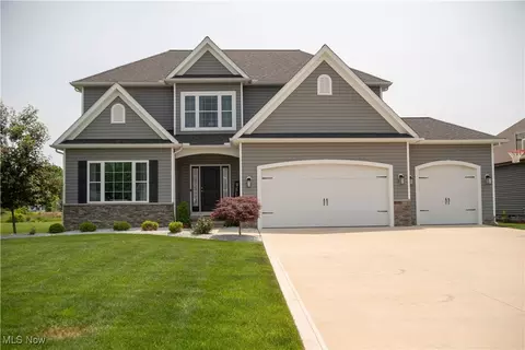 8224 Lilly Ln, Concord, OH 44077