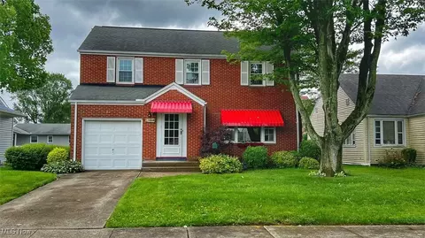 1032 Roosevelt St NE, Massillon, OH 44646