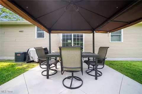 7427 Hawk Ave, Mentor, OH 44060 photo 10