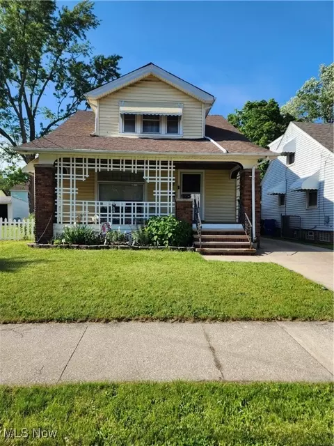 11804 Milan Ave, Cleveland, OH 44111