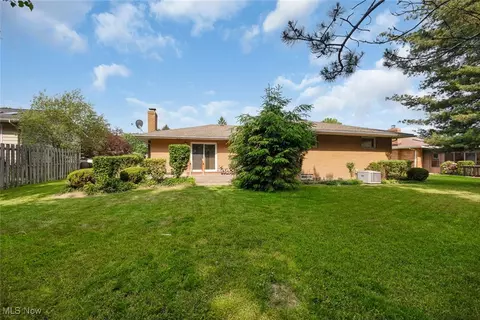 5795 Mural Dr, Seven Hills, OH 44131 photo 29