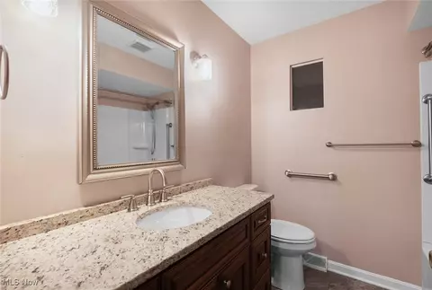 5795 Mural Dr, Seven Hills, OH 44131 photo 20