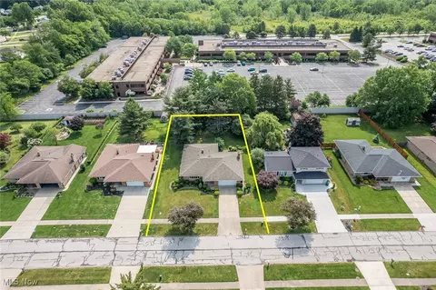 5795 Mural Dr, Seven Hills, OH 44131 photo 35