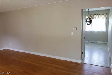 42008 Debra Dr, Elyria, OH 44035 photo 12