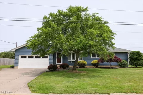 42008 Debra Dr, Elyria, OH 44035