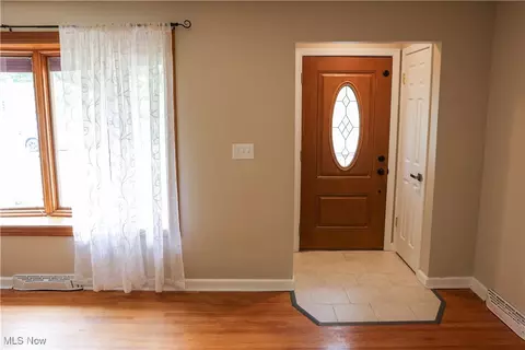 42008 Debra Dr, Elyria, OH 44035 photo 9