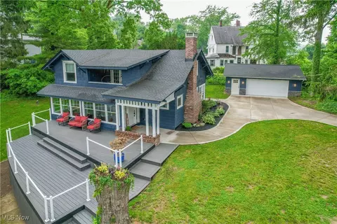 680 Isle View Dr, Akron, OH 44319