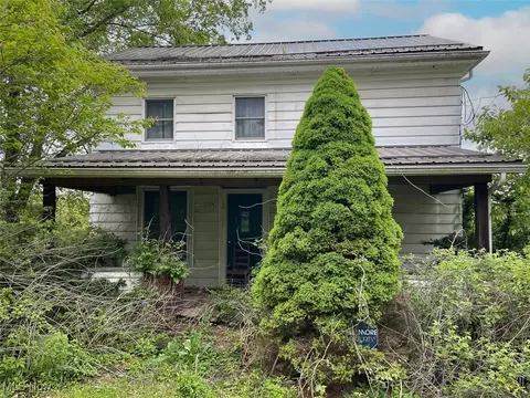 14161 Atwater Ave NE, Alliance, OH 44601