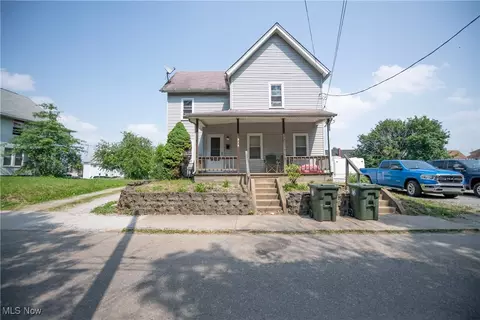 514 Lawn Ave NW, Canton, OH 44708