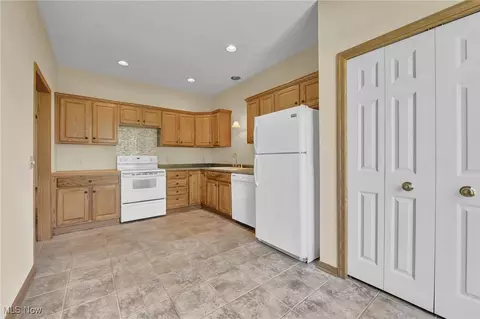 Kitchen - 6976 Knight St NW, Canton, OH 44708 photo 2 of 2