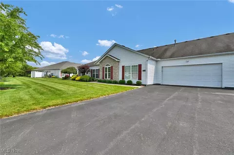 Exterior - 6976 Knight St NW, Canton, OH 44708 photo 3 of 7