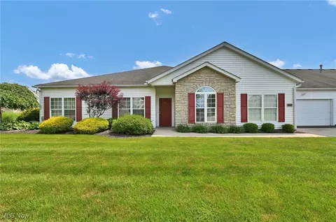 6976 Knight St NW, Canton, OH 44708