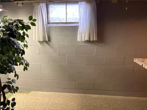 Other - 453 Kenyon Ave, Elyria, OH 44035 photo 6 of 12