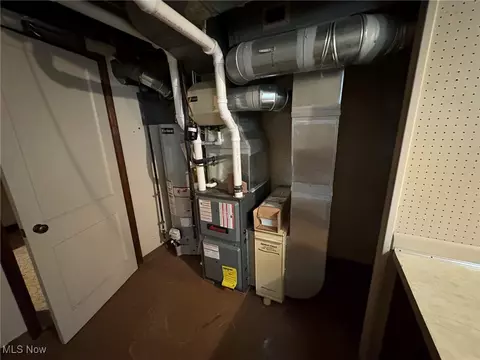 Other - 453 Kenyon Ave, Elyria, OH 44035 photo 11 of 12