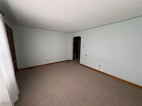 Living - 453 Kenyon Ave, Elyria, OH 44035 photo 3 of 3