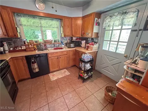 7427 Westview, Boardman, OH 44512 photo 7
