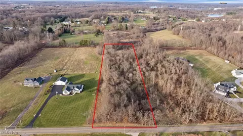 Pontius Street Nw, Mogadore, OH 44260