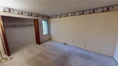 Bedroom - 1434 Loop Rd, Kent, OH 44240 photo 6 of 11
