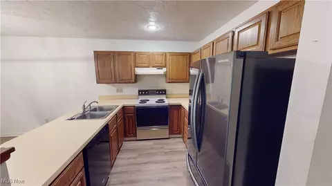 Kitchen - 1434 Loop Rd, Kent, OH 44240 photo 1 of 1