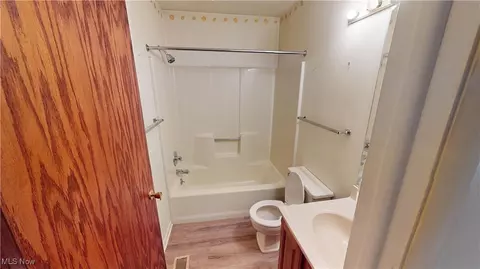 Bath - 1434 Loop Rd, Kent, OH 44240 photo 1 of 3