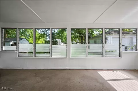 Exterior - 187 Clifton Dr, Boardman, OH 44512 photo 6 of 6