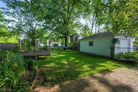 Exterior - 187 Clifton Dr, Boardman, OH 44512 photo 4 of 6
